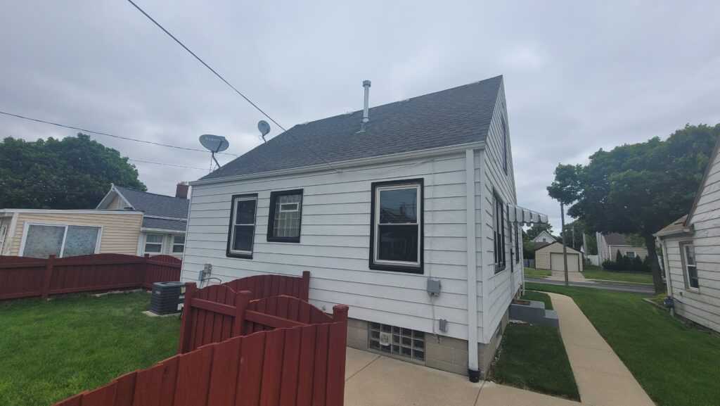 Roof Replacement in Milwaukee, WI